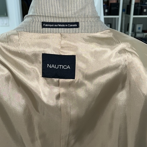 Nautica Sports Jacket Size 46T in EUC. Beige and Blue. 55% Viscose 45% Wool - Picture 8 of 16